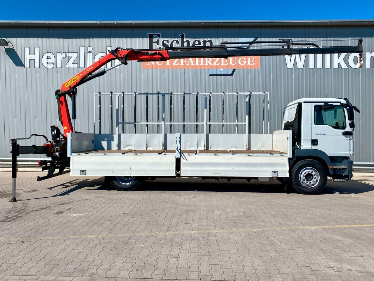 MAN TGM 18.290| Glas/HEGLA*PK12002*Funk*3x Sitze*AHK - Nákladní automobil valníkový/ Plošinový, Auto s hydraulickou rukou: obrázek 2 MAN TGM 18.290| Glas/HEGLA*PK12002*Funk*3x Sitze*AHK - Nákladní automobil valníkový/ Plošinový, Auto s hydraulickou rukou: obrázek 2
