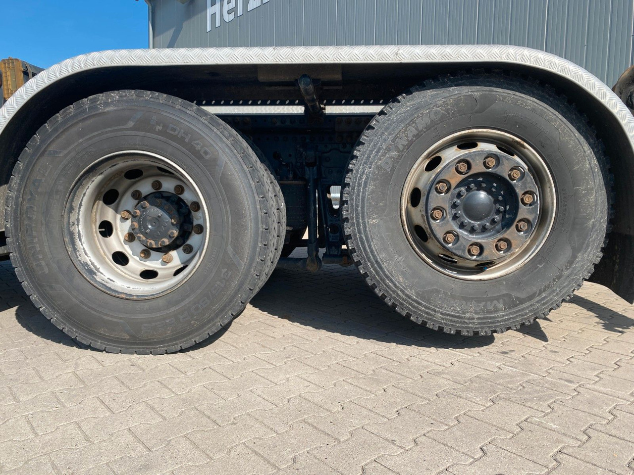 MAN TGS 26.460 6x2-4 | MEILLER RS21.65*Funk*Retarder - Hákový nosič kontejnerů: obrázek 4 MAN TGS 26.460 6x2-4 | MEILLER RS21.65*Funk*Retarder - Hákový nosič kontejnerů: obrázek 4