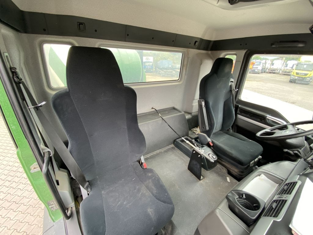 MAN TGS 32.360 8x4 BB | 9m³ Stetter*Navi*HU 06/2026 - Autodomíchávač: obrázek 5 MAN TGS 32.360 8x4 BB | 9m³ Stetter*Navi*HU 06/2026 - Autodomíchávač: obrázek 5