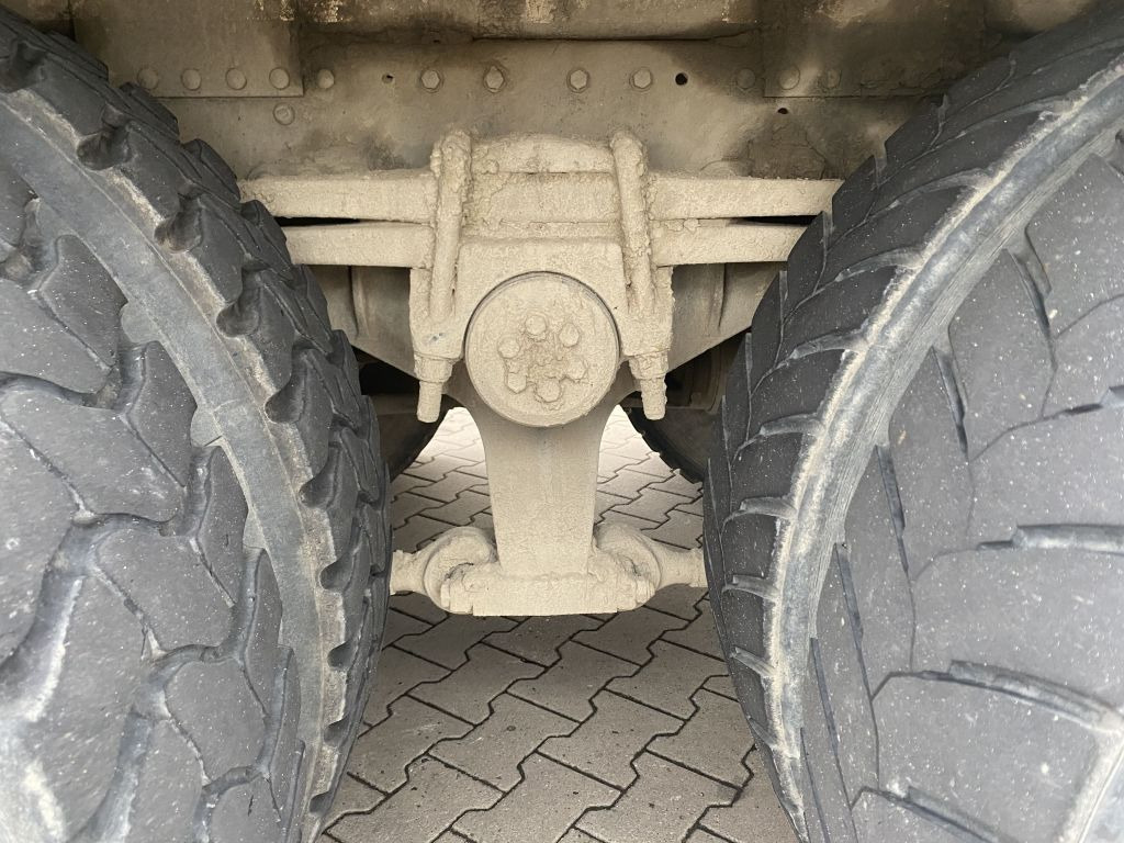 MAN TGS 32.400 8x4 BB | 9m³ Stetter*ALU-Felgen*Klima - Autodomíchávač: obrázek 3 MAN TGS 32.400 8x4 BB | 9m³ Stetter*ALU-Felgen*Klima - Autodomíchávač: obrázek 3
