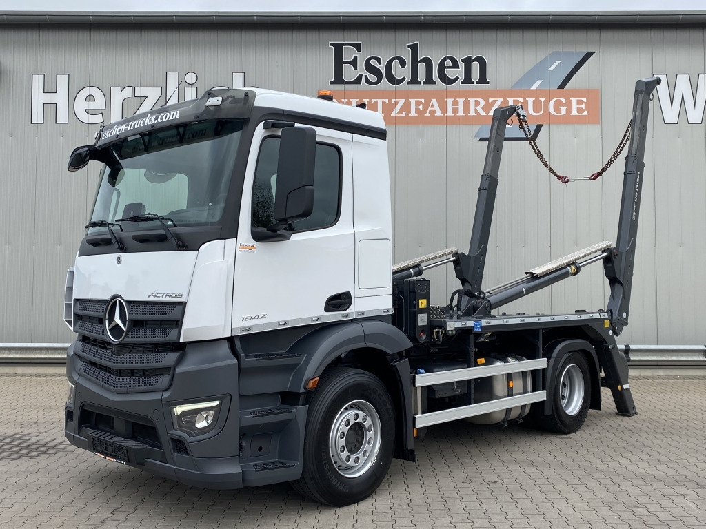 Mercedes-Benz 1842 L Actros - Ramenový nosič kontajnerov: obrázek 1 Mercedes-Benz 1842 L Actros - Ramenový nosič kontajnerov: obrázek 1
