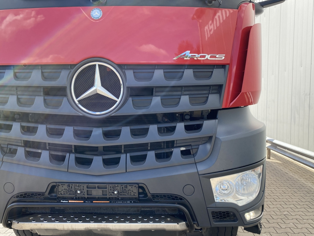 Sklápěč Mercedes-Benz 3345 6x6: obrázek 10