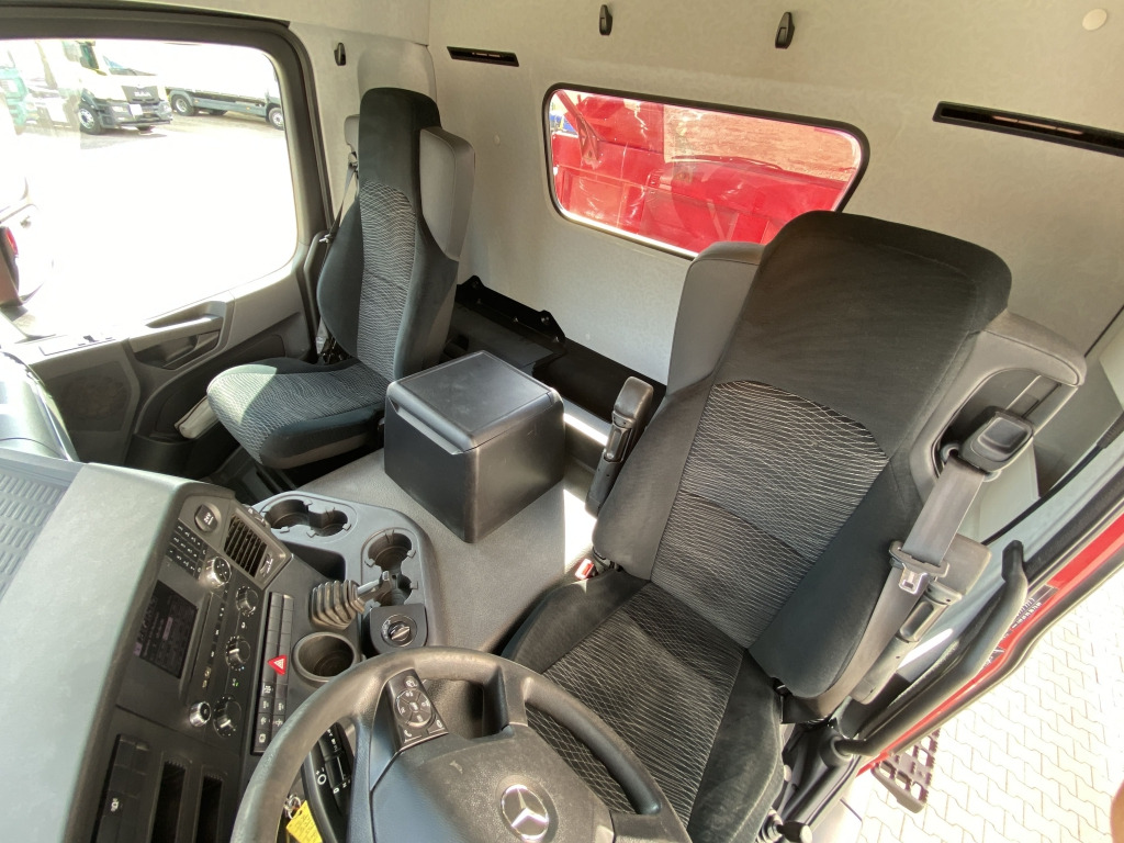 Sklápěč Mercedes-Benz 3345 6x6: obrázek 15