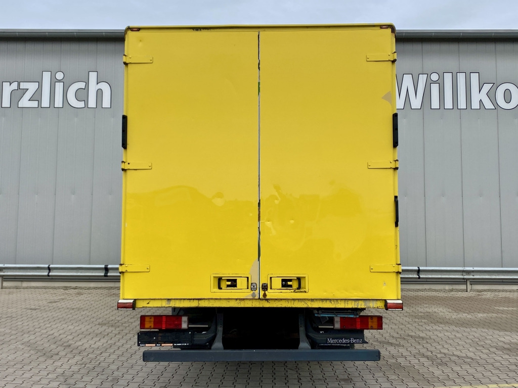 Mercedes-Benz 816 L - Skříňový nákladní auto: obrázek 4 Mercedes-Benz 816 L - Skříňový nákladní auto: obrázek 4
