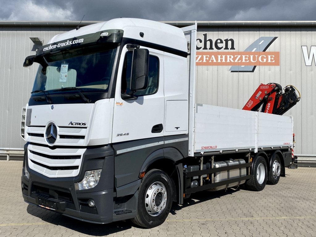 Mercedes-Benz Actros 2545 6x2 / Fassi F235A Kran - Nákladní automobil valníkový/ Plošinový, Auto s hydraulickou rukou: obrázek 1 Mercedes-Benz Actros 2545 6x2 / Fassi F235A Kran - Nákladní automobil valníkový/ Plošinový, Auto s hydraulickou rukou: obrázek 1