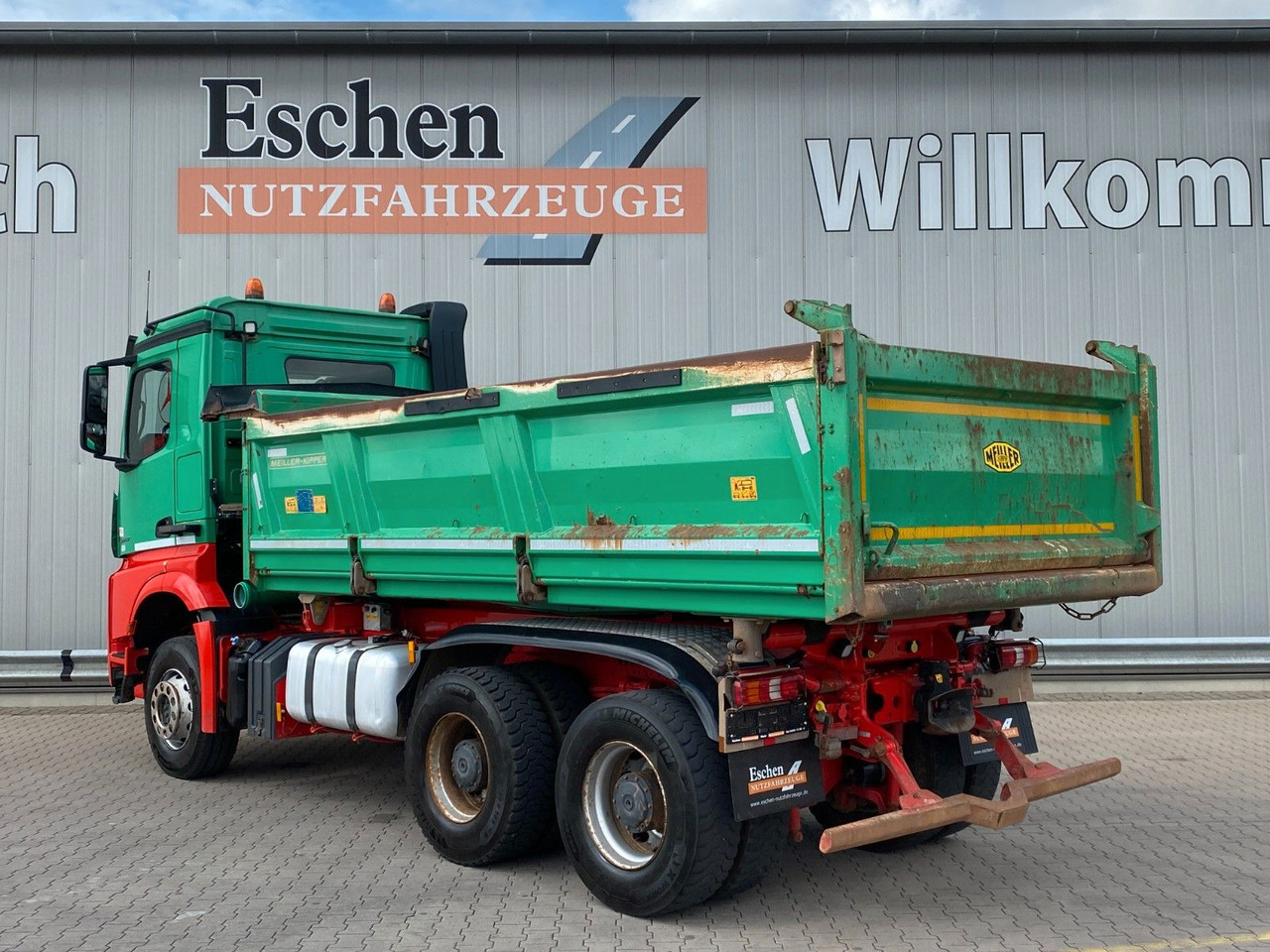 Mercedes-Benz Arocs 2652 6x4B MEILLER Bordmatik*Blatt*Retarder - Sklápěč: obrázek 4 Mercedes-Benz Arocs 2652 6x4B MEILLER Bordmatik*Blatt*Retarder - Sklápěč: obrázek 4