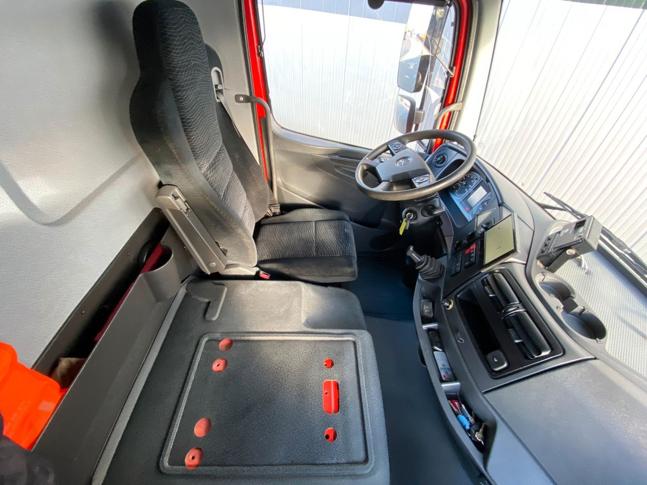 Chladírenský nákladní automobil Mercedes-Benz Atego 1218 L Diesel/Netz*LBW*Carrier Supra 850Mt Mercedes-Benz Atego 1218 L Diesel/Netz*LBW*Carrier Supra 850Mt: obrázek 15