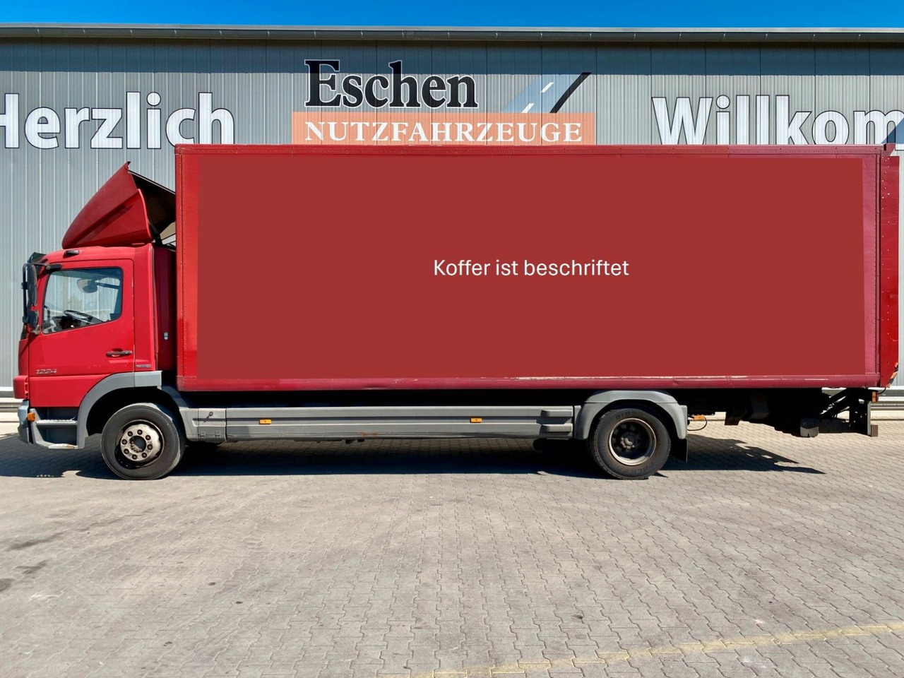 Mercedes-Benz Atego 1224 | BÄR LBW 1,50to*3x Sitze*Klima*AHK - Skříňový nákladní auto: obrázek 2 Mercedes-Benz Atego 1224 | BÄR LBW 1,50to*3x Sitze*Klima*AHK - Skříňový nákladní auto: obrázek 2