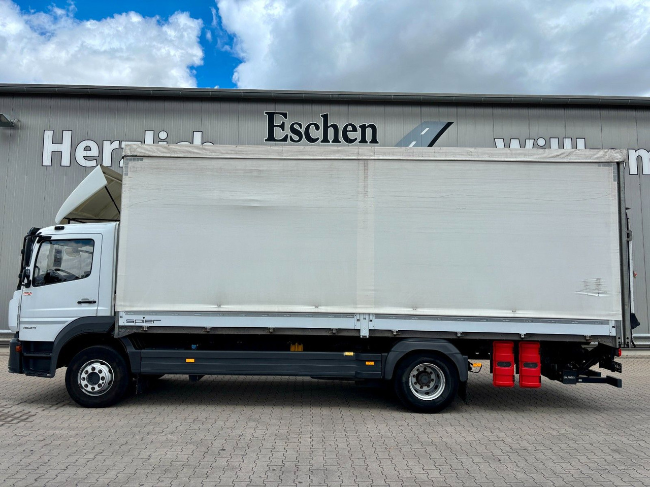 Mercedes-Benz Atego 1624 I 2,66m Höhe*Pritsche*Plane*LBW*AHK - Plachtový nákladní auto: obrázek 2 Mercedes-Benz Atego 1624 I 2,66m Höhe*Pritsche*Plane*LBW*AHK - Plachtový nákladní auto: obrázek 2