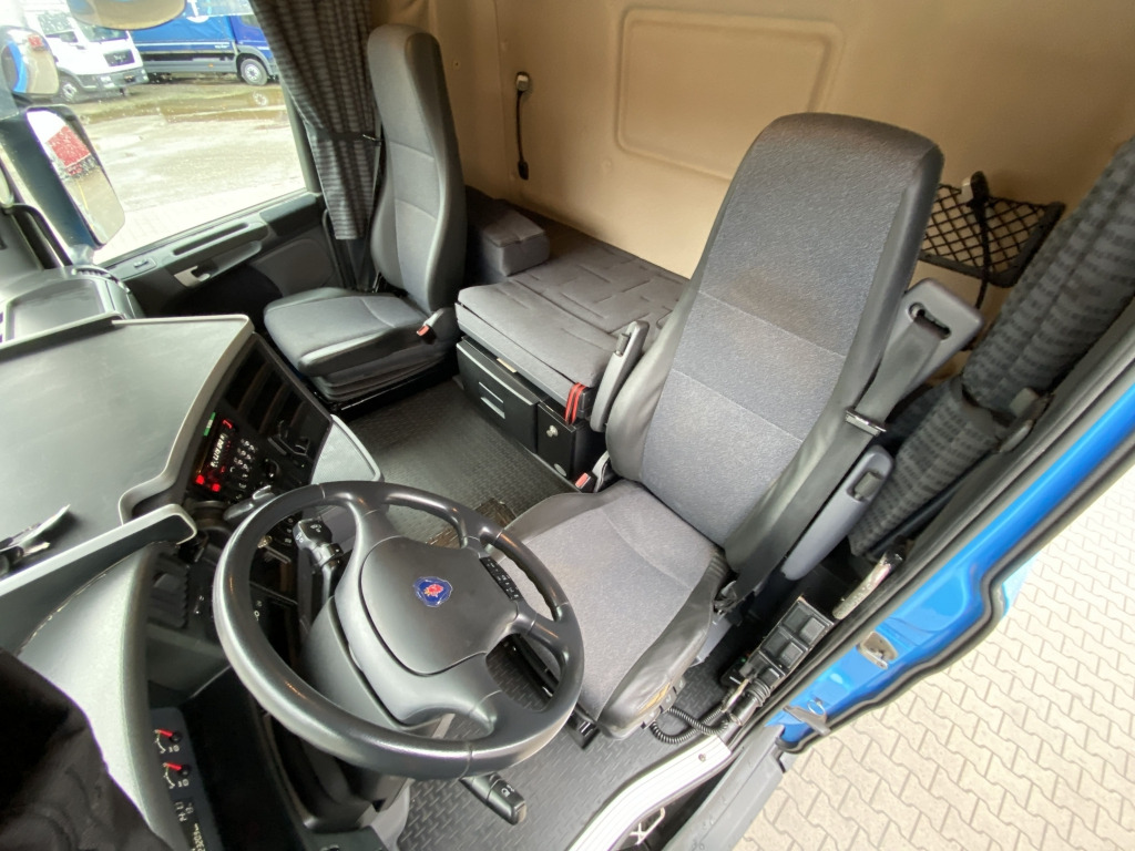 Hákový nosič kontejnerů Scania R480: obrázek 13