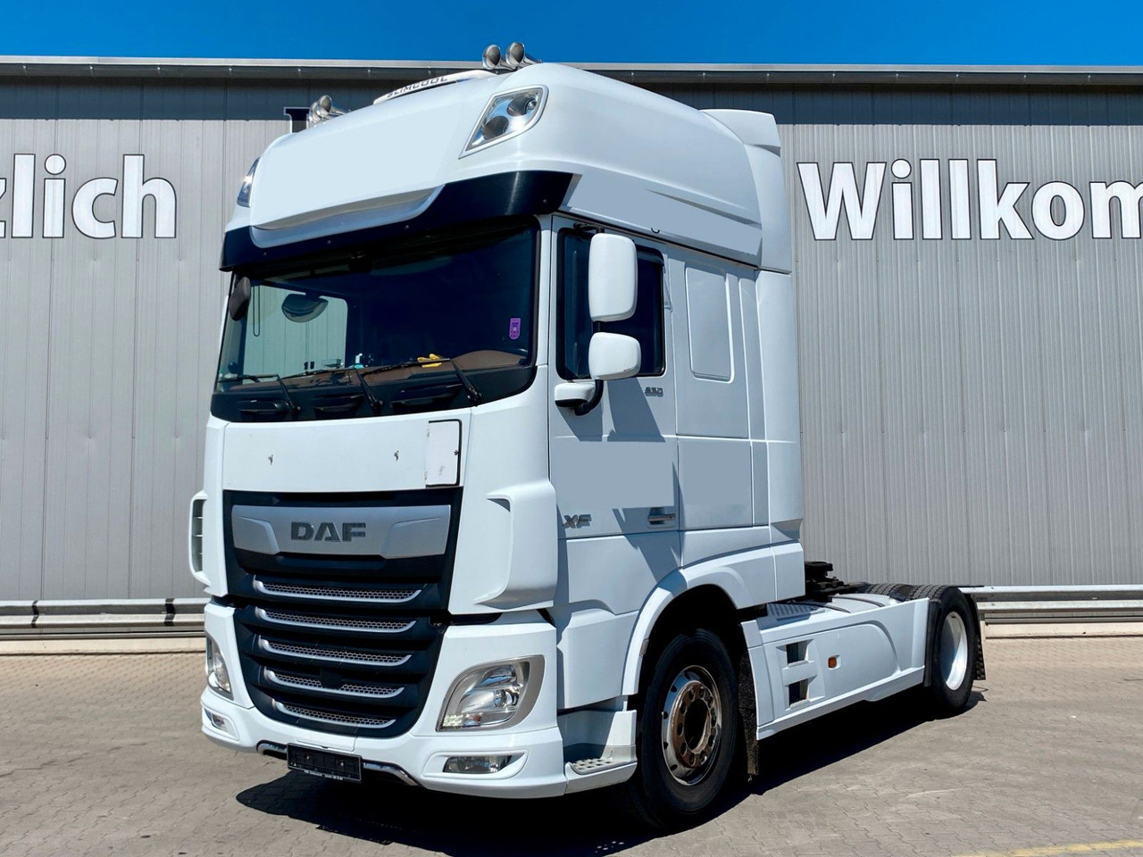 DAF XF 530 Super Space Cab | Hydraulik*Standklima - Tahač: obrázek 1 DAF XF 530 Super Space Cab | Hydraulik*Standklima - Tahač: obrázek 1