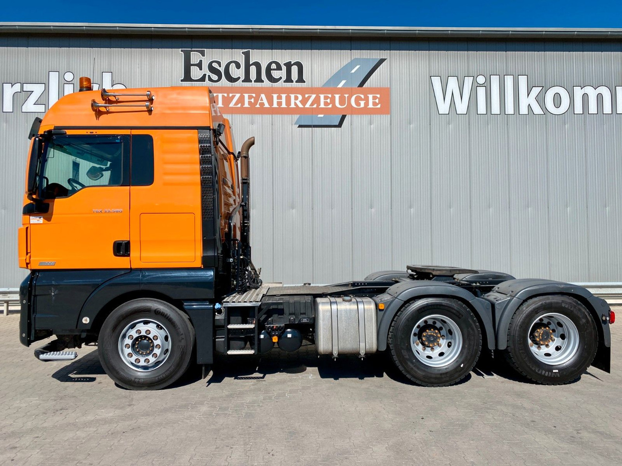 MAN TGX 33.580 6x4 BLS | D38*XLX*Navi*Retarder*ACC - Tahač: obrázek 2 MAN TGX 33.580 6x4 BLS | D38*XLX*Navi*Retarder*ACC - Tahač: obrázek 2