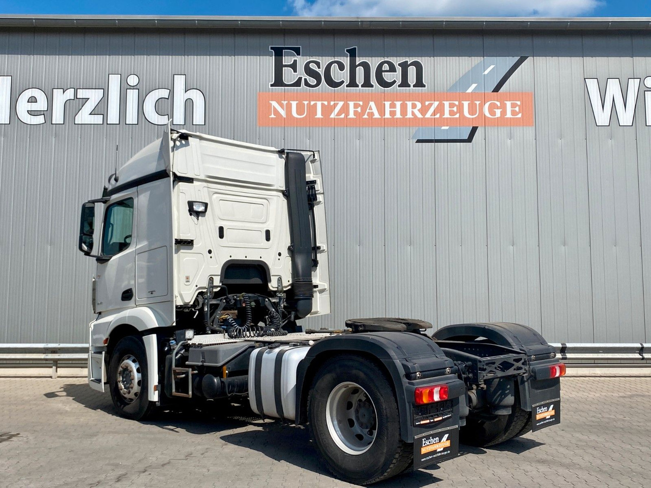 Mercedes-Benz 1843 LS Actros | Kipphydraulik*1.Hand*Alufelgen - Tahač: obrázek 3 Mercedes-Benz 1843 LS Actros | Kipphydraulik*1.Hand*Alufelgen - Tahač: obrázek 3