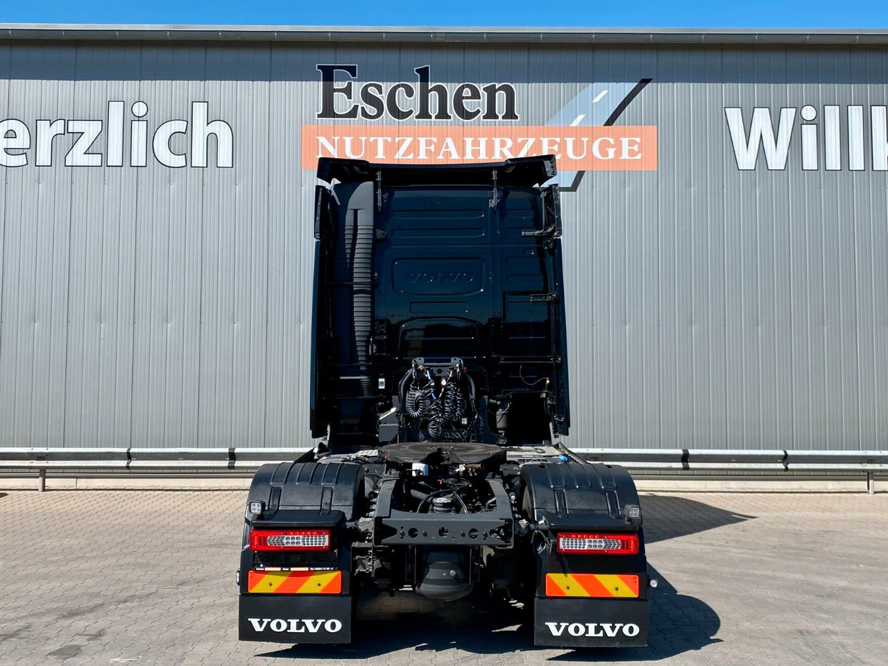 Volvo FH 500 Globetrotter| I-Park-Cool*2x Tank*Spoiler - Tahač: obrázek 4 Volvo FH 500 Globetrotter| I-Park-Cool*2x Tank*Spoiler - Tahač: obrázek 4