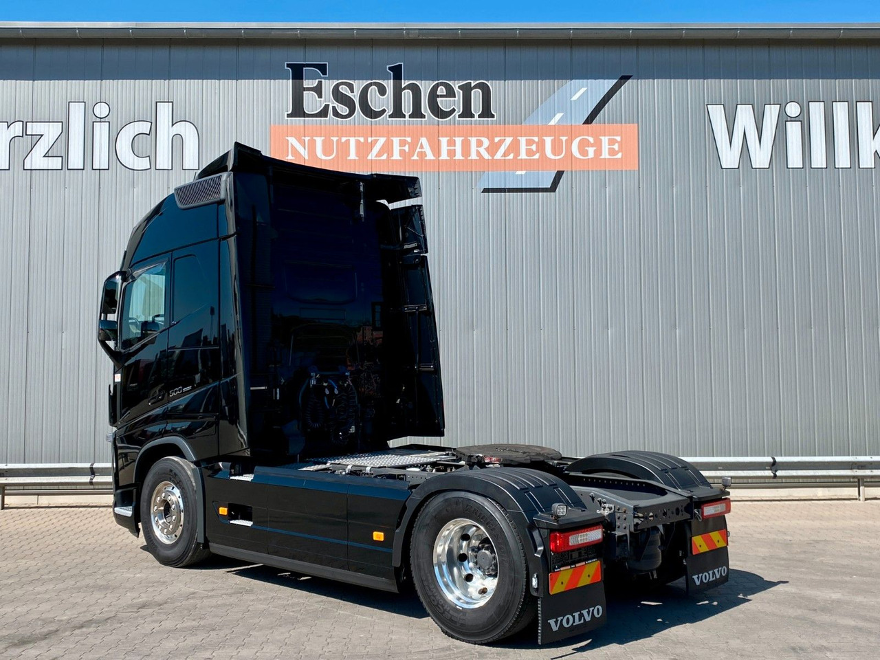 Volvo FH 500 Globetrotter| I-Park-Cool*2x Tank*Spoiler - Tahač: obrázek 3 Volvo FH 500 Globetrotter| I-Park-Cool*2x Tank*Spoiler - Tahač: obrázek 3