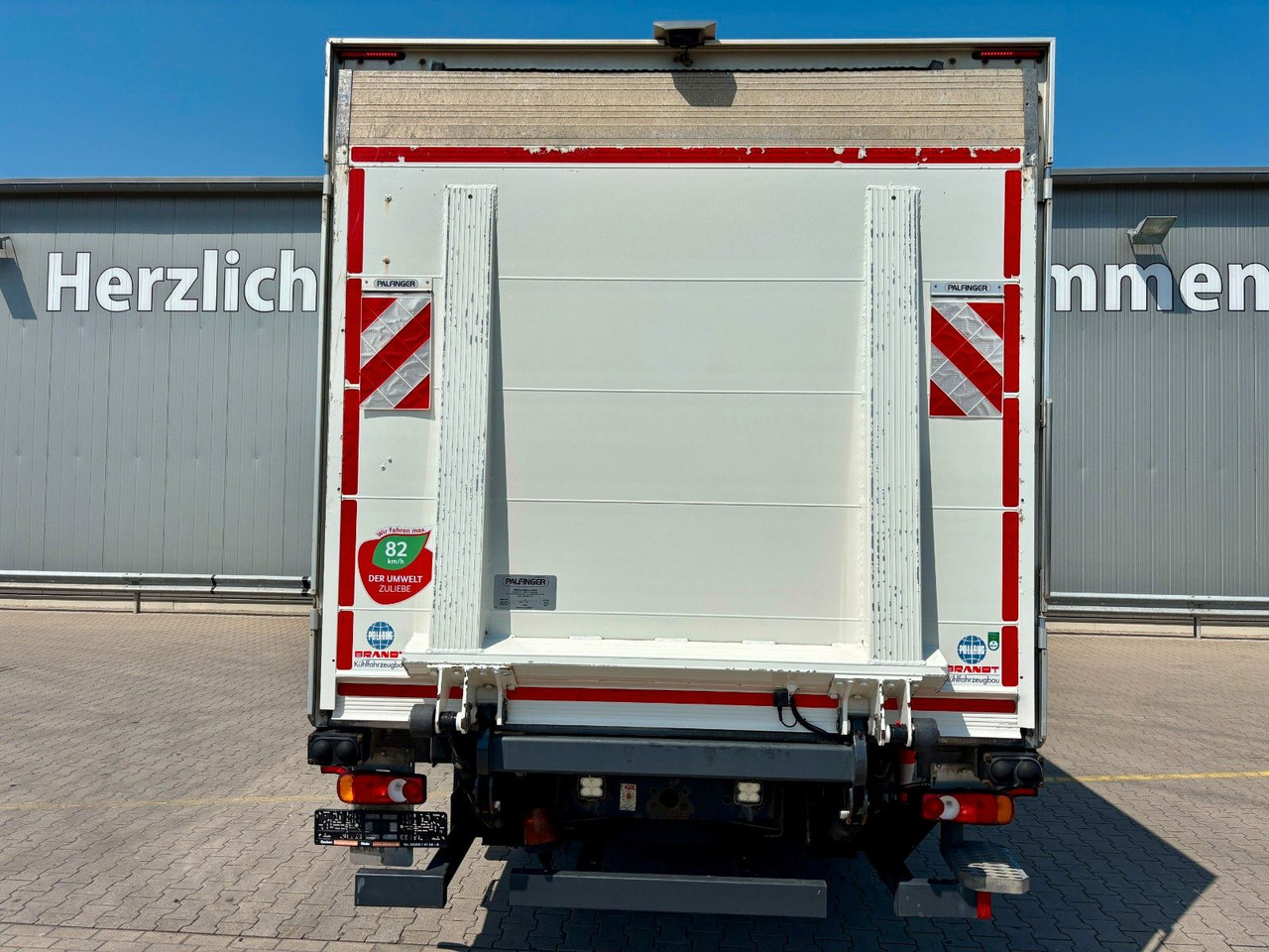 Volvo FL 250|CarrierSupra1250MT*Diesel/Netz*LBW 2.0to. - Chladírenský nákladní automobil: obrázek 4 Volvo FL 250|CarrierSupra1250MT*Diesel/Netz*LBW 2.0to. - Chladírenský nákladní automobil: obrázek 4