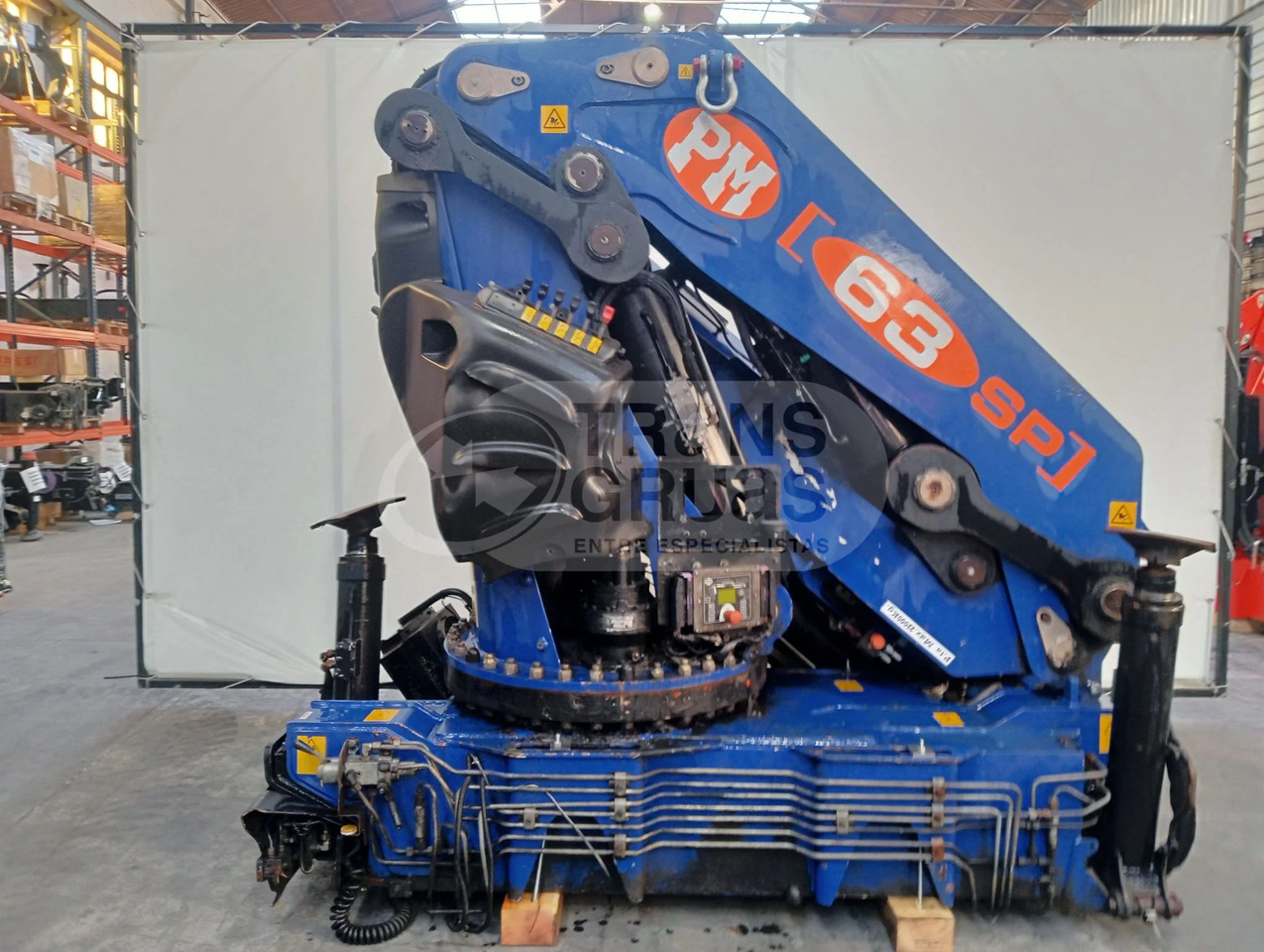 Grúa hidráulica PM 63 - Hydraulická ruka: obrázek 1 Grúa hidráulica PM 63 - Hydraulická ruka: obrázek 1