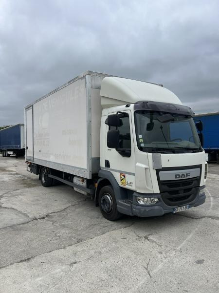 Skříňový nákladní auto DAF LF 210: obrázek 10