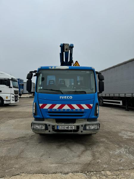 Iveco Eurocargo 100E19 - Autoplošina: obrázek 2 Iveco Eurocargo 100E19 - Autoplošina: obrázek 2