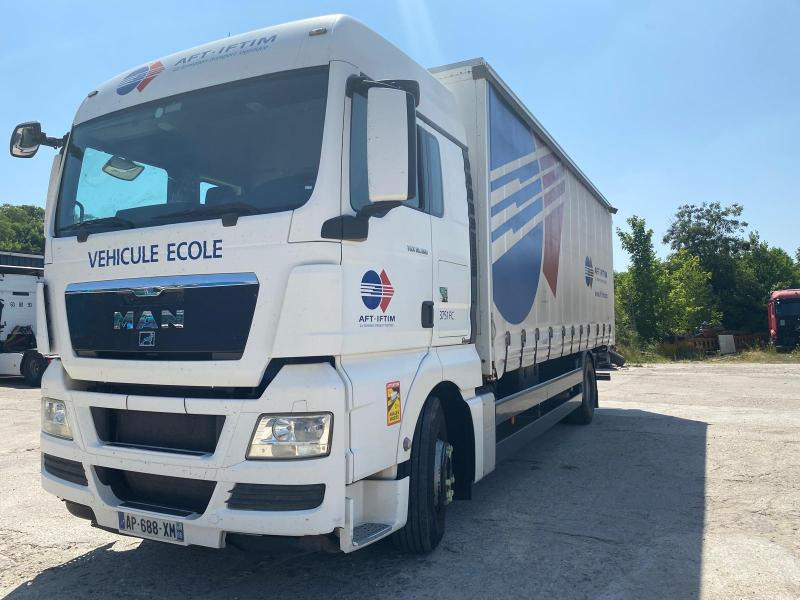 MAN TGX 18.360 - Plachtový nákladní auto: obrázek 3 MAN TGX 18.360 - Plachtový nákladní auto: obrázek 3