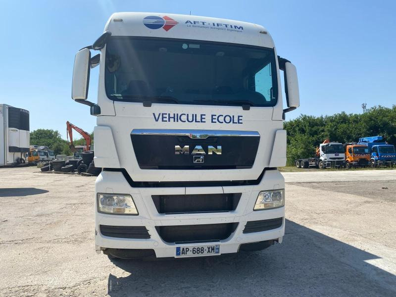 MAN TGX 18.360 - Plachtový nákladní auto: obrázek 2 MAN TGX 18.360 - Plachtový nákladní auto: obrázek 2