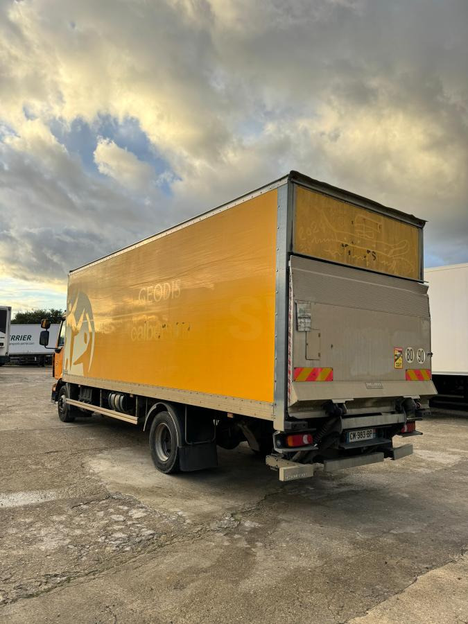 Renault Midlum 220 - Skříňový nákladní auto: obrázek 5 Renault Midlum 220 - Skříňový nákladní auto: obrázek 5