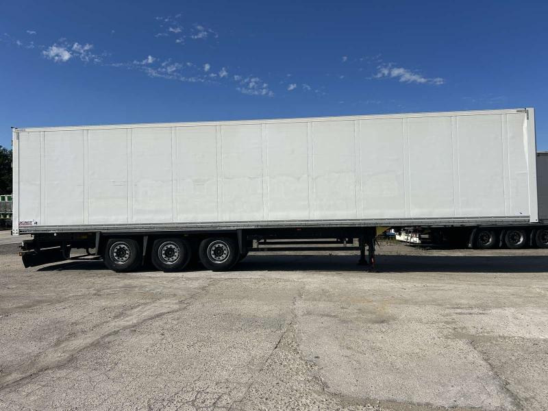 Schmitz Cargobull  - Izotermický návěs: obrázek 2 Schmitz Cargobull  - Izotermický návěs: obrázek 2