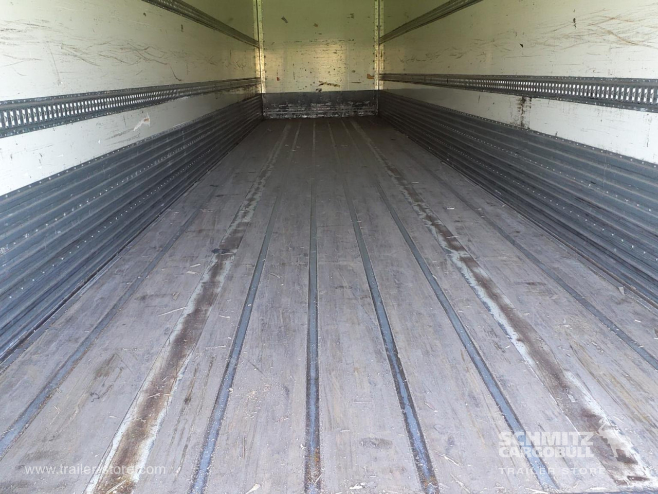 FRUEHAUF Dryfreight Standard Roller shutter door - Skříňový návěs: obrázek 3 FRUEHAUF Dryfreight Standard Roller shutter door - Skříňový návěs: obrázek 3