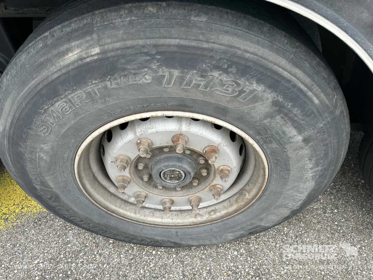 FRUEHAUF Dryfreight Standard Roller shutter door - Skříňový návěs: obrázek 3 FRUEHAUF Dryfreight Standard Roller shutter door - Skříňový návěs: obrázek 3