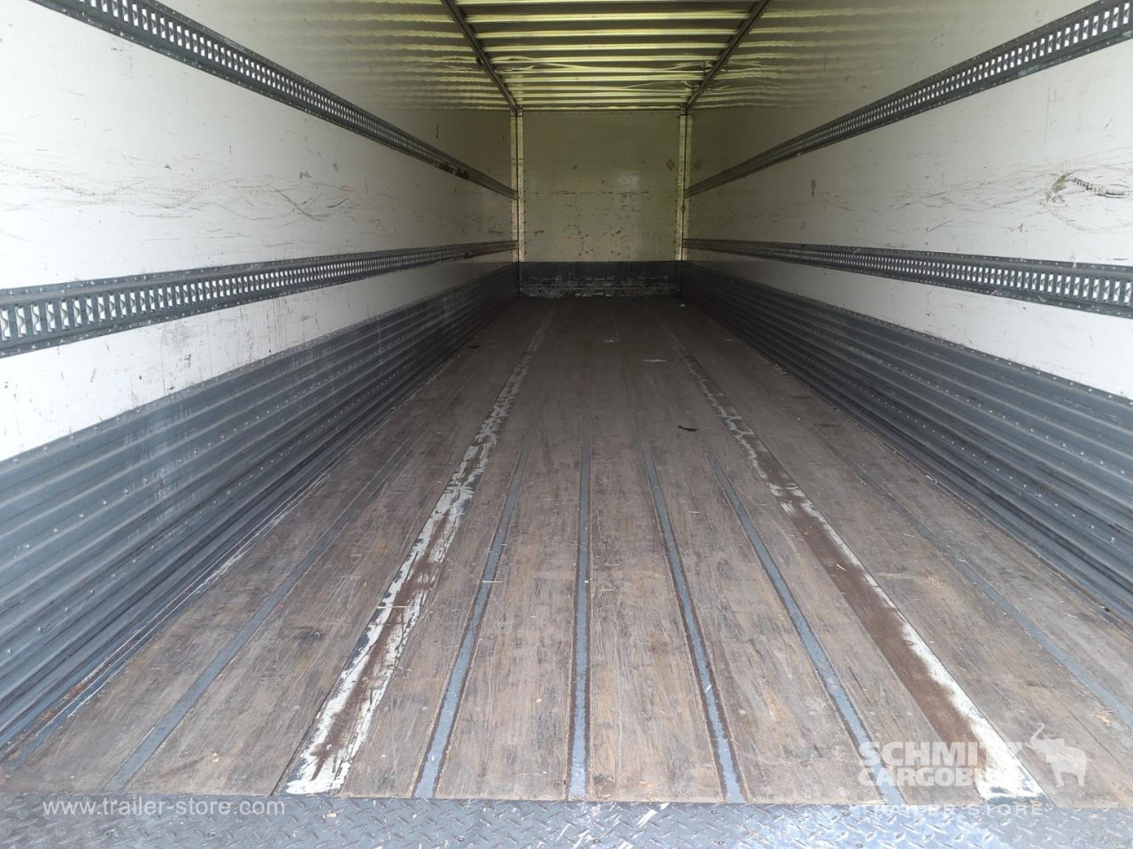FRUEHAUF Dryfreight Standard Roller shutter door - Skříňový návěs: obrázek 3 FRUEHAUF Dryfreight Standard Roller shutter door - Skříňový návěs: obrázek 3