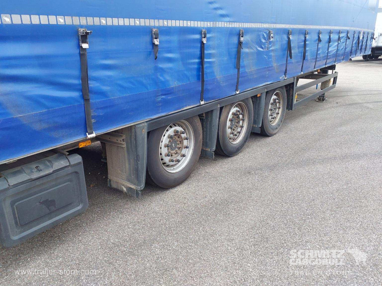 SCHMITZ Curtainsider Mega - Plachtový návěs: obrázek 2 SCHMITZ Curtainsider Mega - Plachtový návěs: obrázek 2