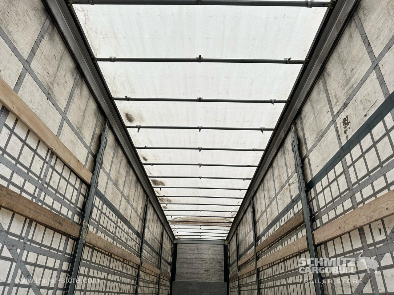 SCHMITZ Curtainsider Mega - Plachtový návěs: obrázek 5 SCHMITZ Curtainsider Mega - Plachtový návěs: obrázek 5