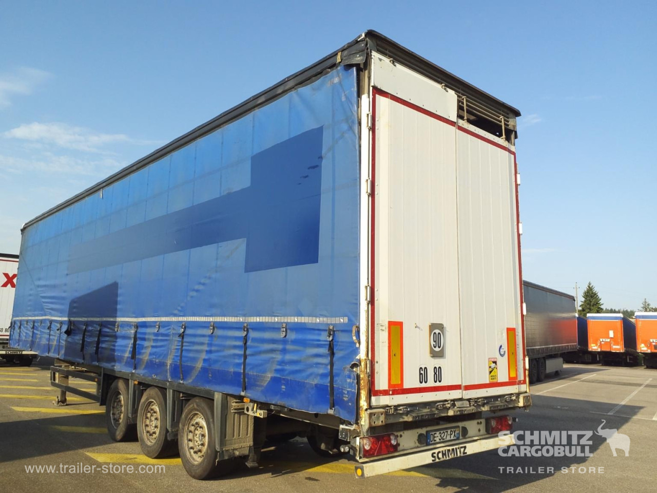 SCHMITZ Curtainsider Mega - Plachtový návěs: obrázek 4 SCHMITZ Curtainsider Mega - Plachtový návěs: obrázek 4