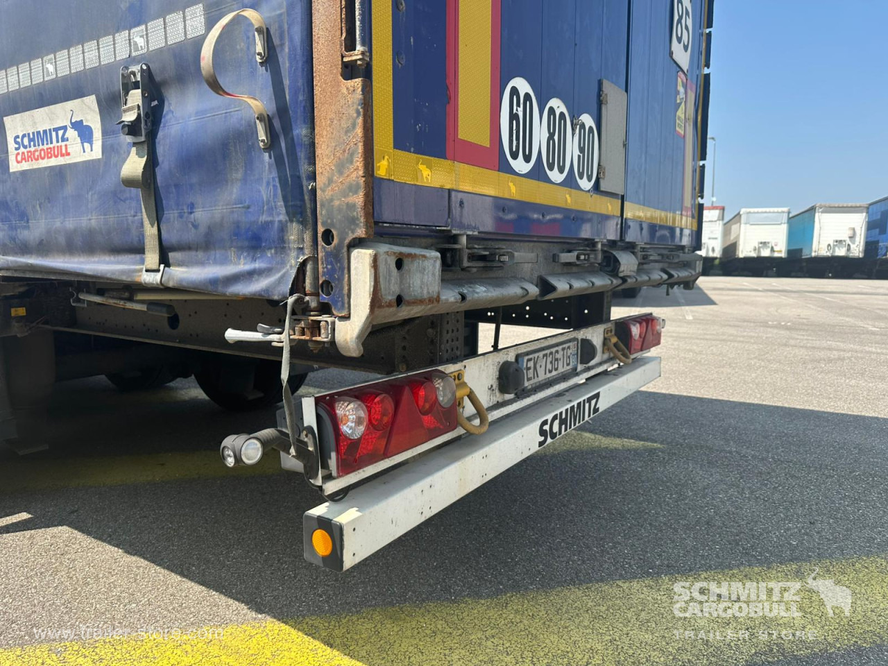 SCHMITZ Curtainsider Mega - Plachtový návěs: obrázek 2 SCHMITZ Curtainsider Mega - Plachtový návěs: obrázek 2
