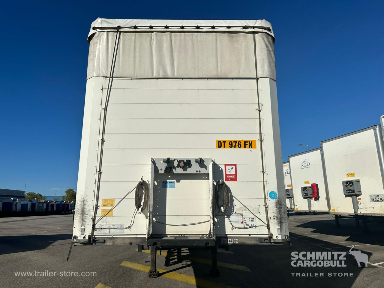 SCHMITZ Curtainsider Standard - Plachtový návěs: obrázek 5 SCHMITZ Curtainsider Standard - Plachtový návěs: obrázek 5