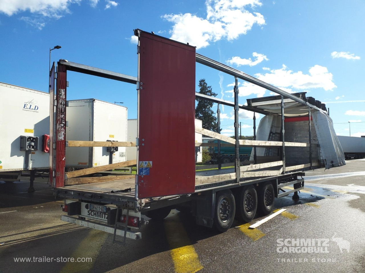 SCHMITZ Curtainsider Standard - Plachtový návěs: obrázek 4 SCHMITZ Curtainsider Standard - Plachtový návěs: obrázek 4