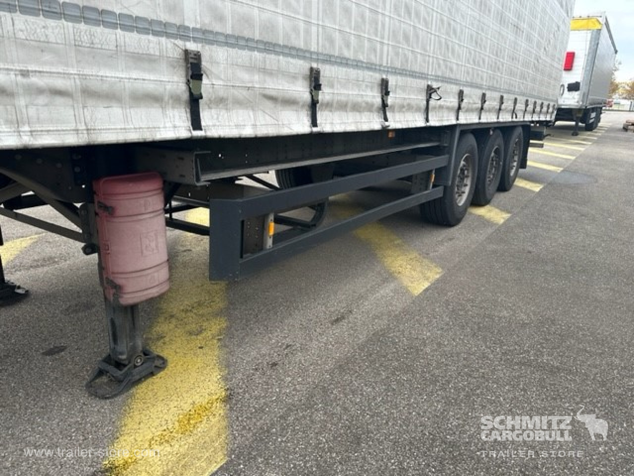 Plachtový návěs SCHMITZ Curtainsider Standard: obrázek 8
