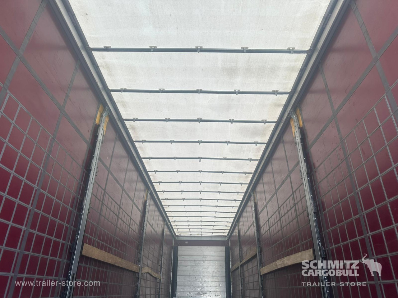 SCHMITZ Curtainsider Standard Taillift - Plachtový návěs: obrázek 5 SCHMITZ Curtainsider Standard Taillift - Plachtový návěs: obrázek 5