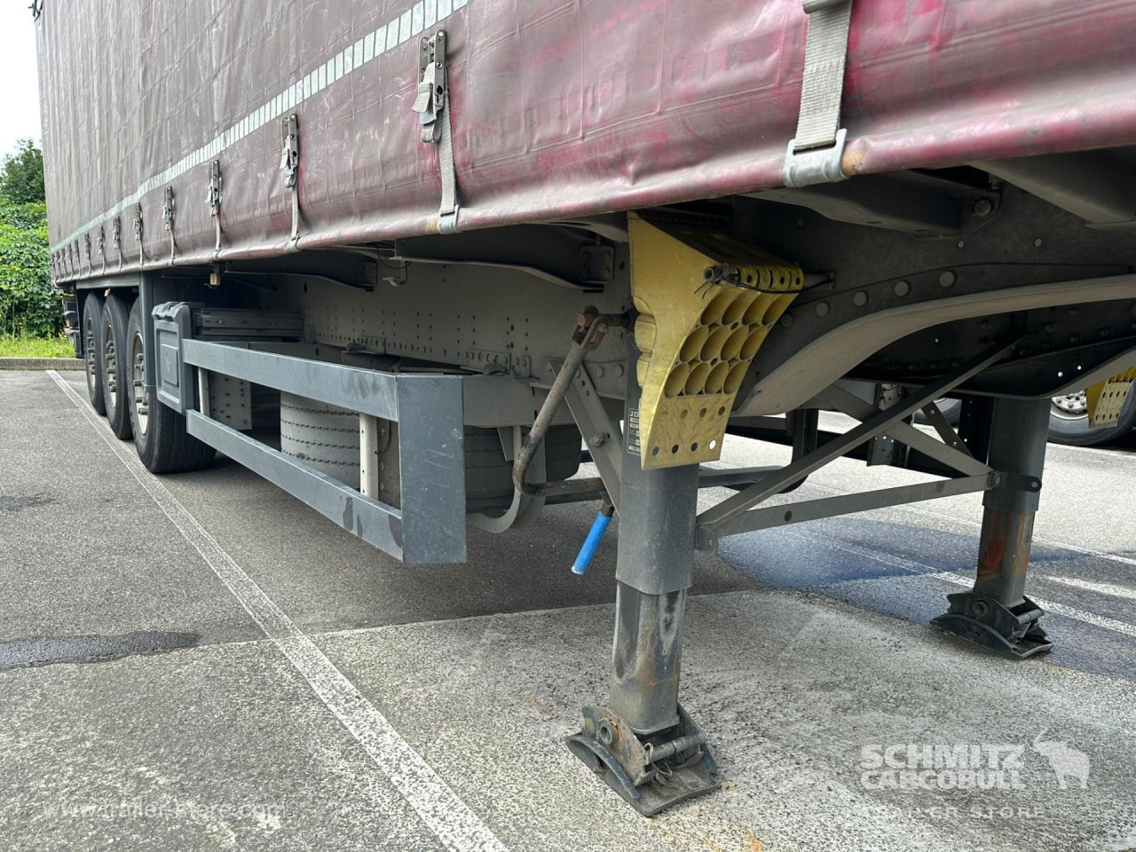 SCHMITZ Curtainsider Standard Taillift - Plachtový návěs: obrázek 3 SCHMITZ Curtainsider Standard Taillift - Plachtový návěs: obrázek 3