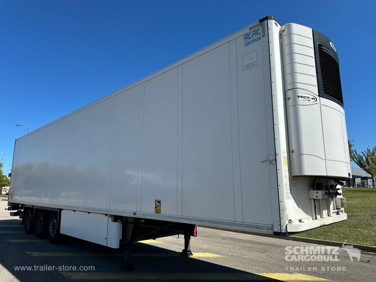SCHMITZ Reefer Multitemp Double deck Taillift - Izotermický návěs: obrázek 1 SCHMITZ Reefer Multitemp Double deck Taillift - Izotermický návěs: obrázek 1