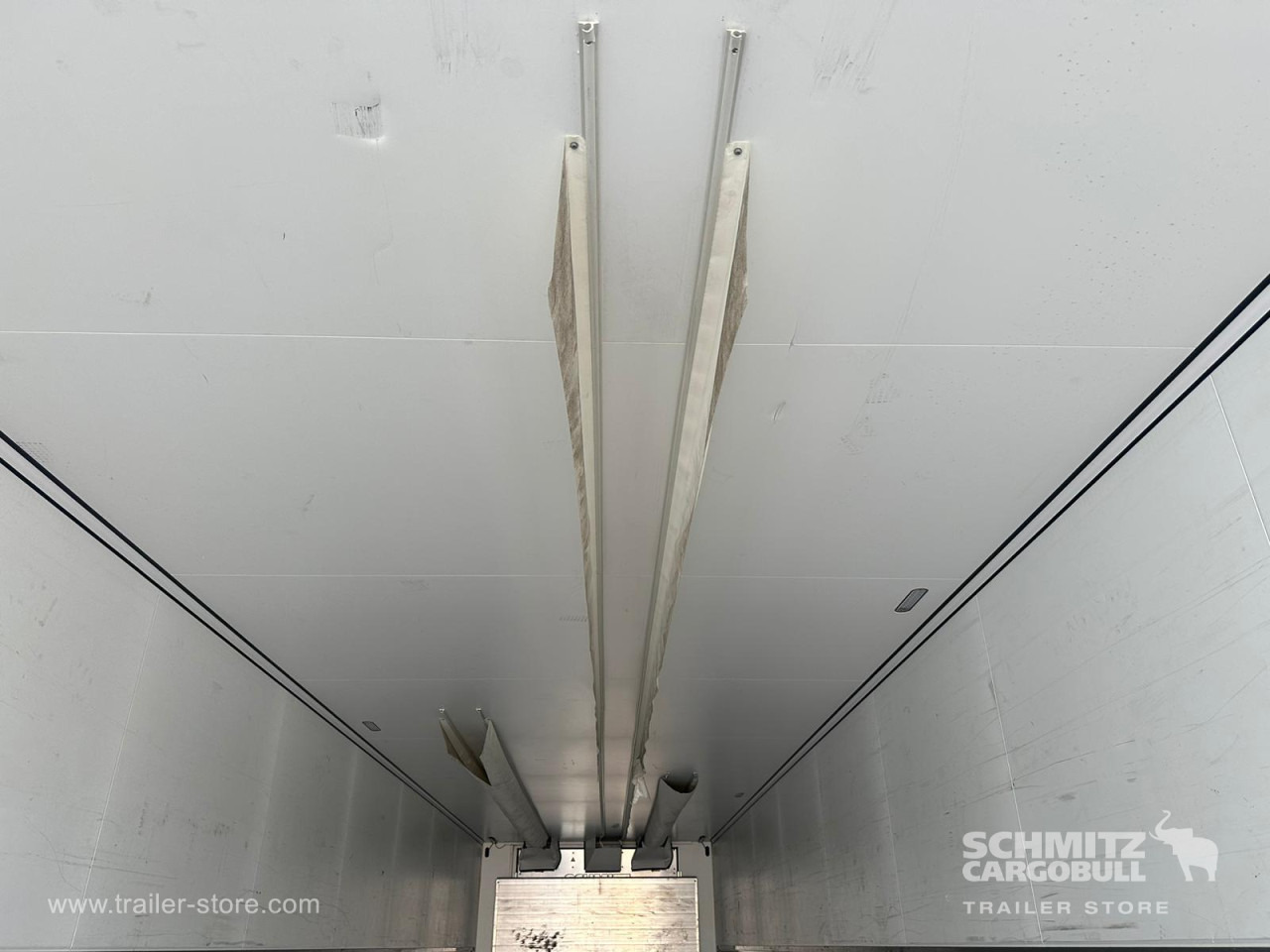 SCHMITZ Reefer Standard - Izotermický návěs: obrázek 3 SCHMITZ Reefer Standard - Izotermický návěs: obrázek 3