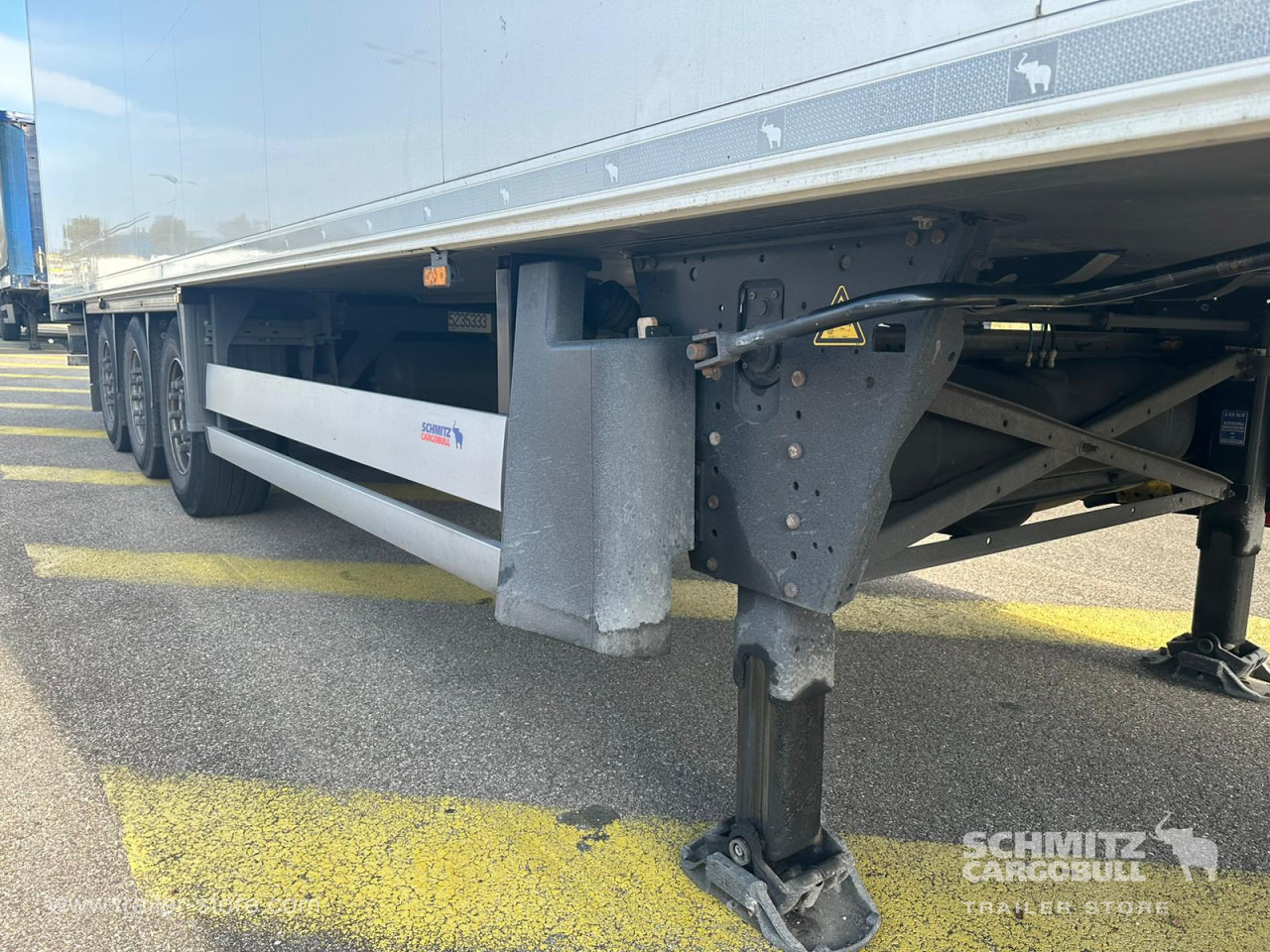 SCHMITZ Reefer Standard - Izotermický návěs: obrázek 3 SCHMITZ Reefer Standard - Izotermický návěs: obrázek 3