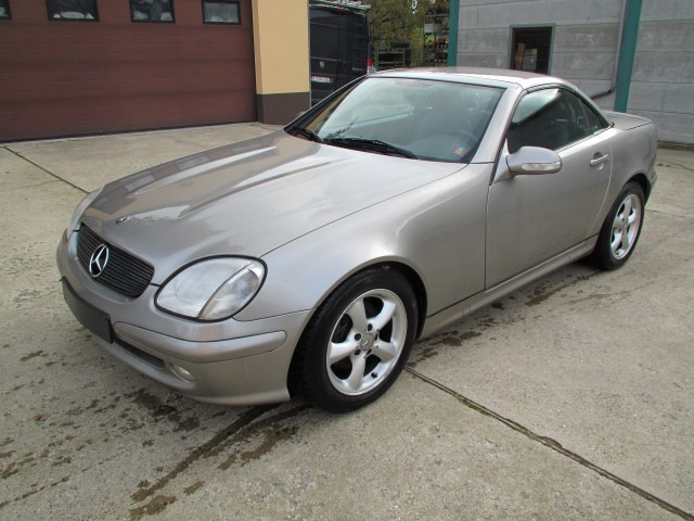 Mercedes SLK 200 - Osobní auto: obrázek 1 Mercedes SLK 200 - Osobní auto: obrázek 1