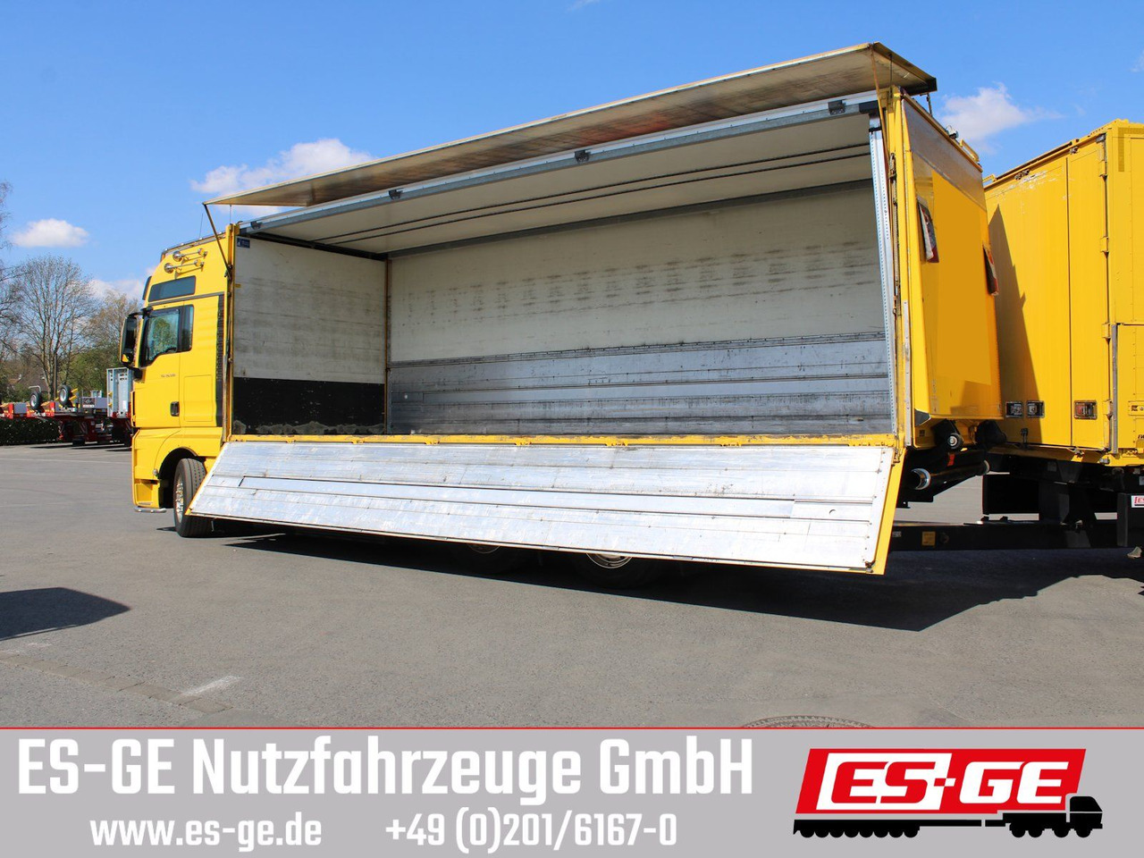 MAN 6x2 LKW mit Tandemanhänger - Přepravník nápojů: obrázek 5 MAN 6x2 LKW mit Tandemanhänger - Přepravník nápojů: obrázek 5