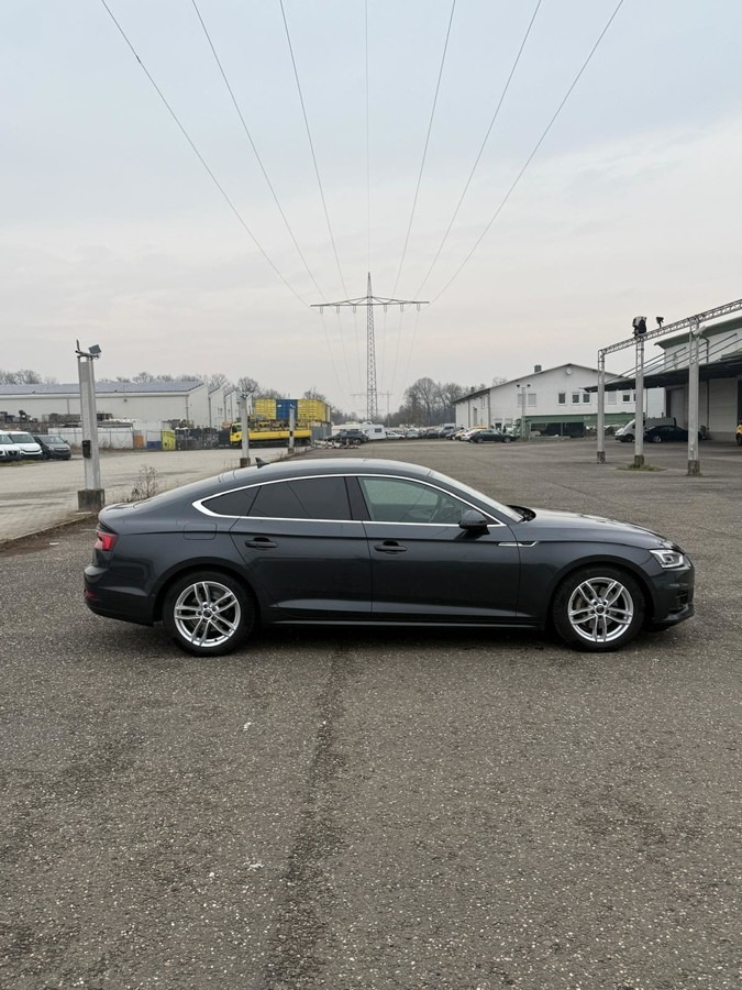 AUDI A5 Sportback 2.0 TDI Schräghecklimousine - Osobní auto: obrázek 4 AUDI A5 Sportback 2.0 TDI Schräghecklimousine - Osobní auto: obrázek 4