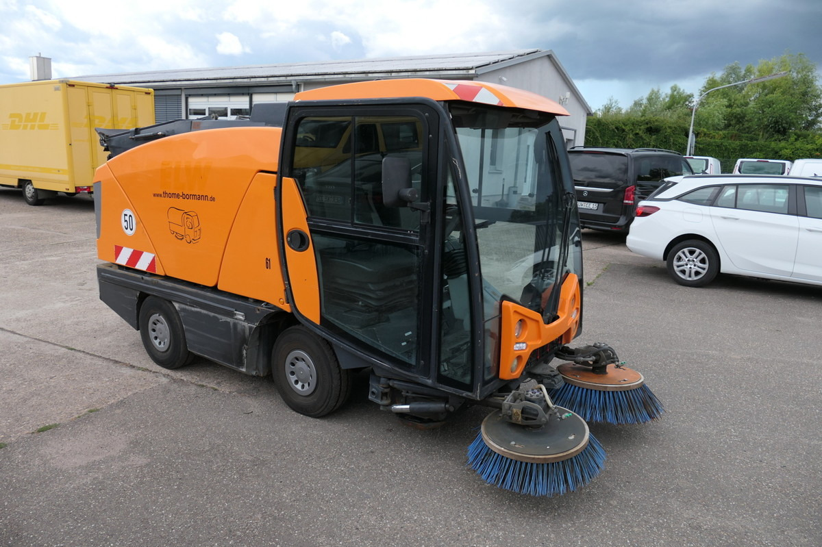 CN200 Sweeper - Zametací vůz: obrázek 3 CN200 Sweeper - Zametací vůz: obrázek 3