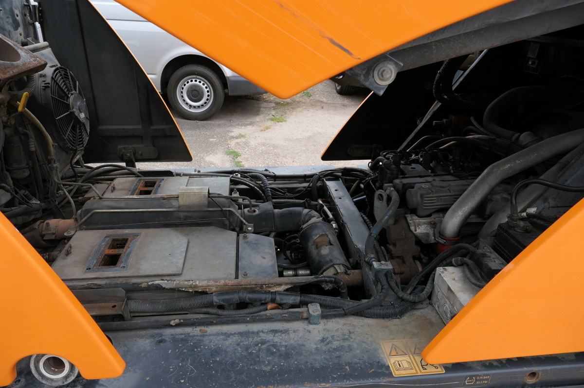 Zametací vůz CN200 Sweeper: obrázek 10