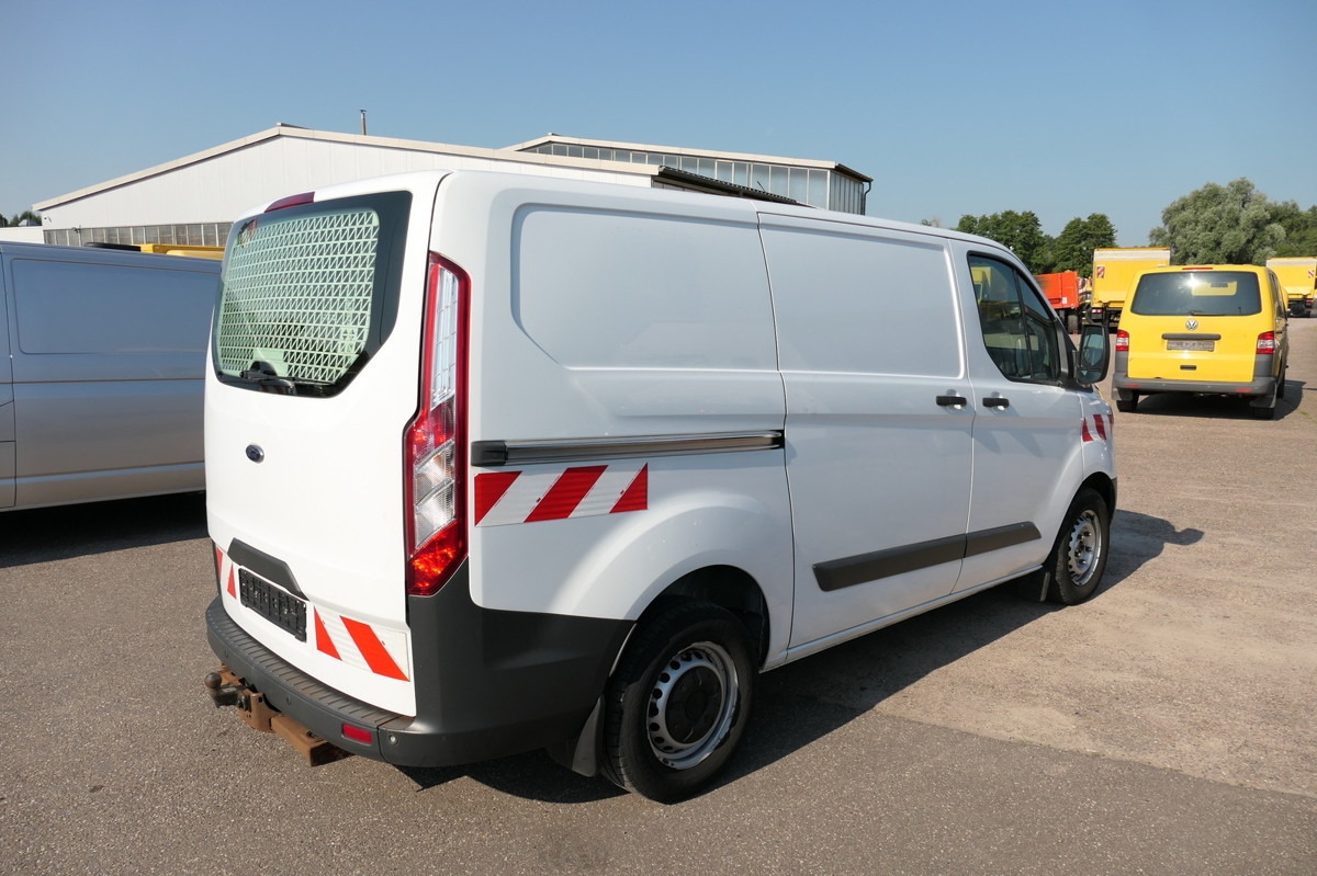 FORD Transit Custom 290 2.0 TDCi KLIMA TEMPOMAT AHK W - Malá dodávka: obrázek 4 FORD Transit Custom 290 2.0 TDCi KLIMA TEMPOMAT AHK W - Malá dodávka: obrázek 4