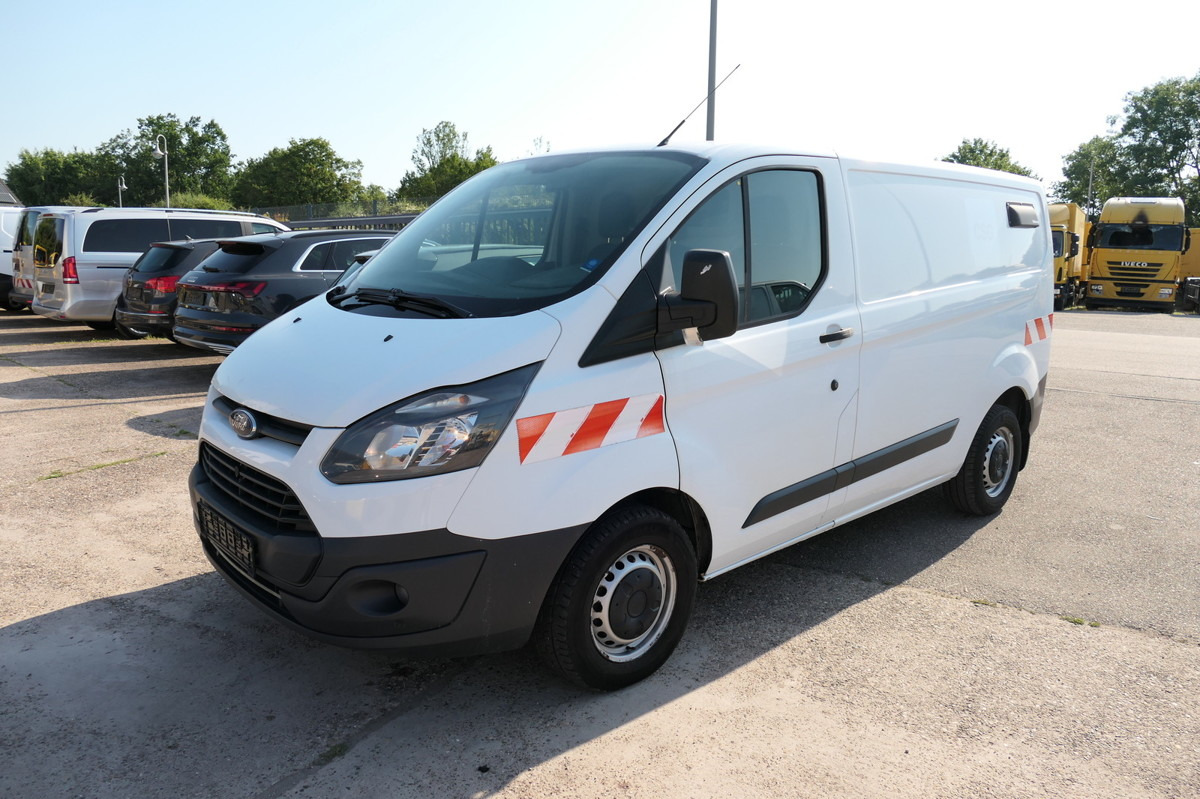 FORD Transit Custom 290 2.0 TDCi KLIMA TEMPOMAT AHK W - Malá dodávka: obrázek 3 FORD Transit Custom 290 2.0 TDCi KLIMA TEMPOMAT AHK W - Malá dodávka: obrázek 3