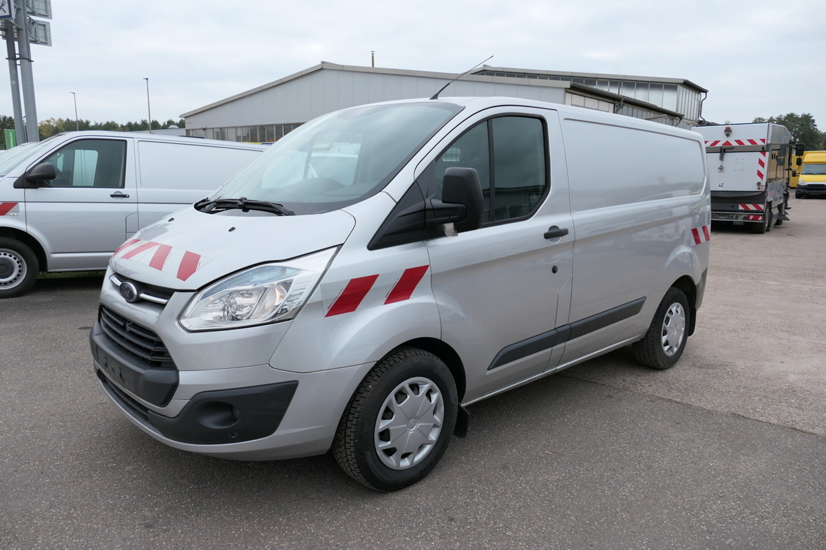 FORD Transit Custom 330 L1H1 Klima Tempomat AHK Werks - Malá dodávka: obrázek 3 FORD Transit Custom 330 L1H1 Klima Tempomat AHK Werks - Malá dodávka: obrázek 3